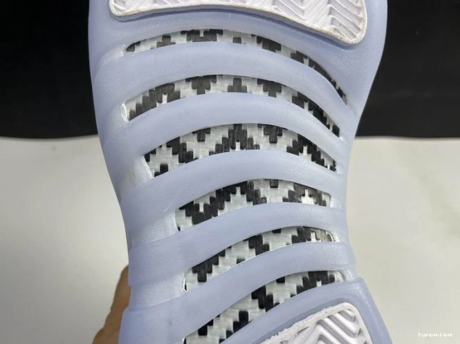 HYPE AIR (2021) 12 DB0733-190 JORDAN RETRO LOW EASTER 0820